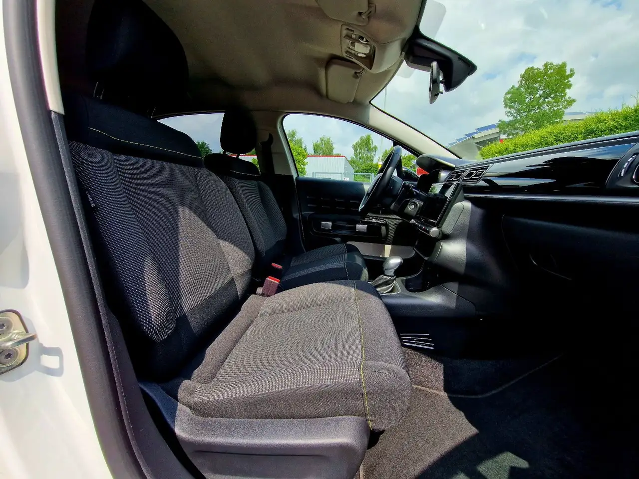 Citroen C3 MAX EAT6 (Automatik, Navi, LED, Kamera) — Galerie du véhicule 16