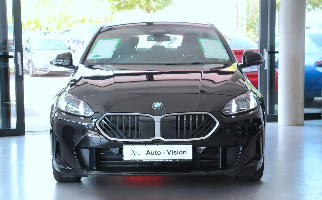 BMW 120 (F70) *A-LED*KAM*LHZ*SHZ*DAB*Keyless*AppleCP — Galería del vehículo 4