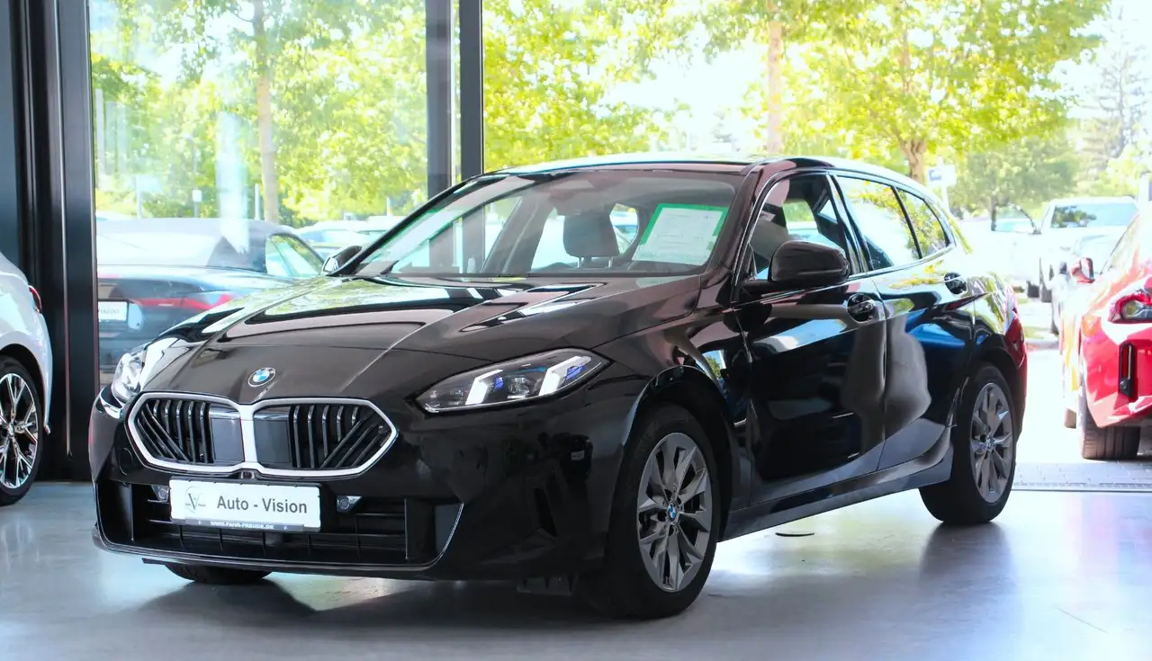 BMW 120 (F70) *A-LED*KAM*LHZ*SHZ*DAB*Keyless*AppleCP — Galería del vehículo 3
