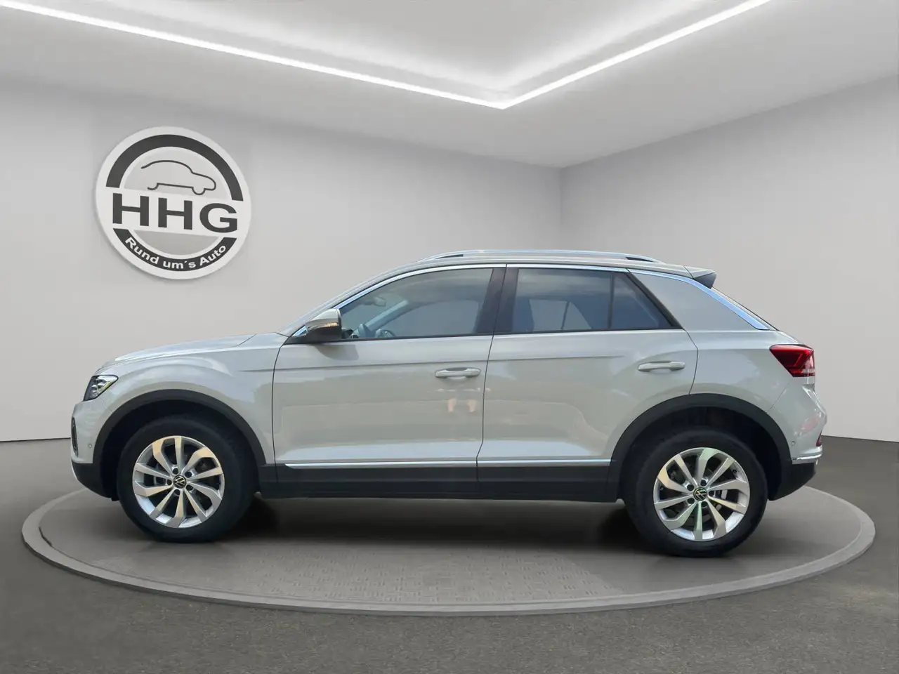 Volkswagen T-Roc 1,5 TSI DSG Style +Garantie+Matrix+KeyLess+ — معرض صور السيارة 2