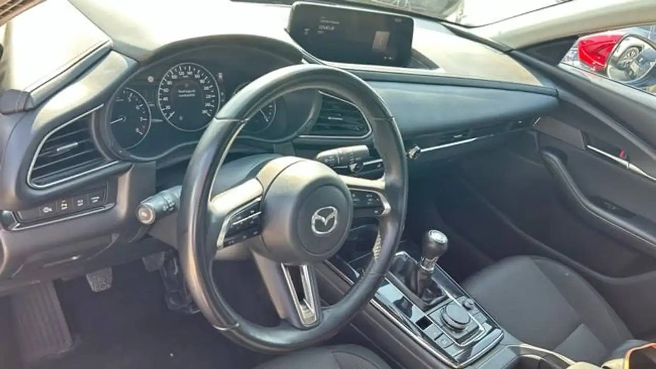 Mazda CX-30 2.0 E-SKY-G 90KW EXCLUSIVE-LINE 2WD 122 5P — Galerie du véhicule 8