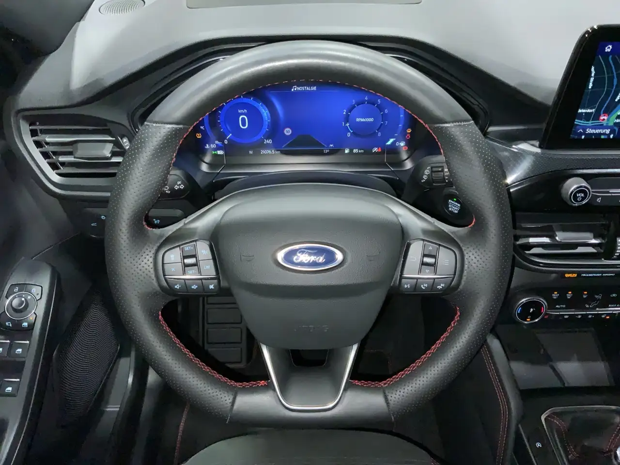 Ford Kuga ST-Line X*PANO*AHK*KAM*ACC*NAVI*SOUND-SYS. — Vehicle gallery 13
