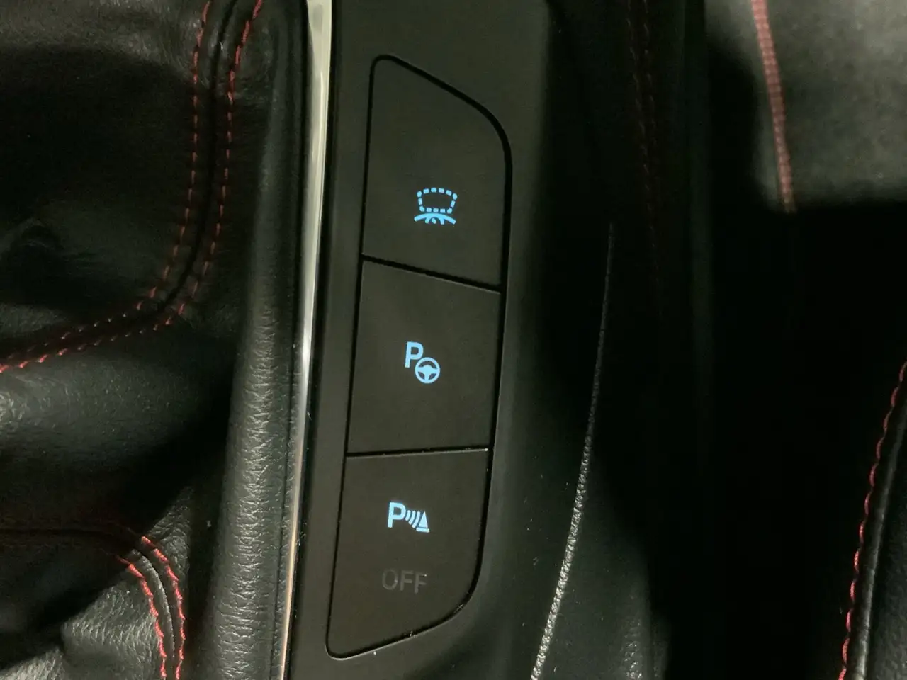 Ford Kuga ST-Line X*PANO*AHK*KAM*ACC*NAVI*SOUND-SYS. — Vehicle gallery 19