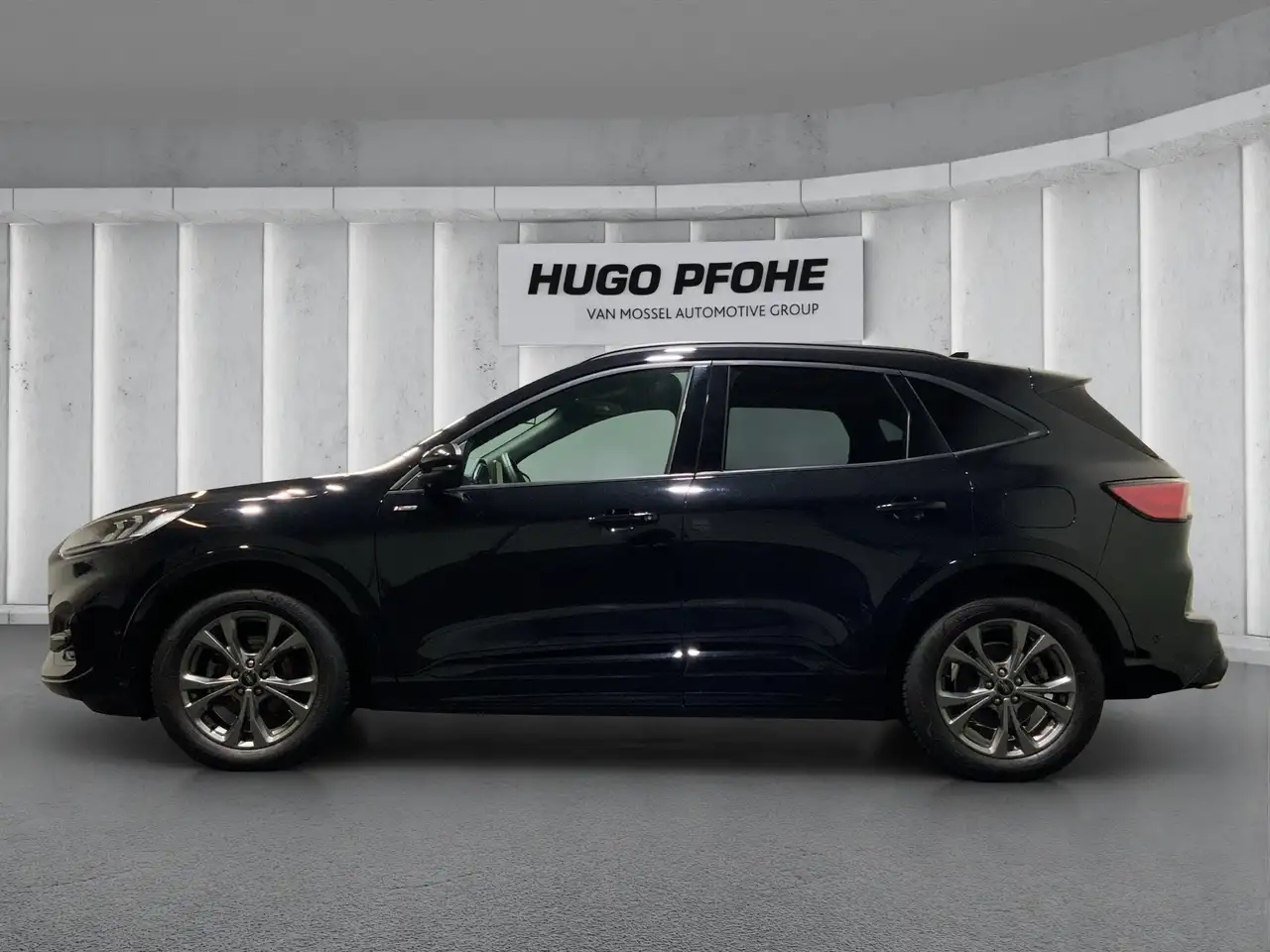 Ford Kuga ST-Line X*PANO*AHK*KAM*ACC*NAVI*SOUND-SYS. — Vehicle gallery 2