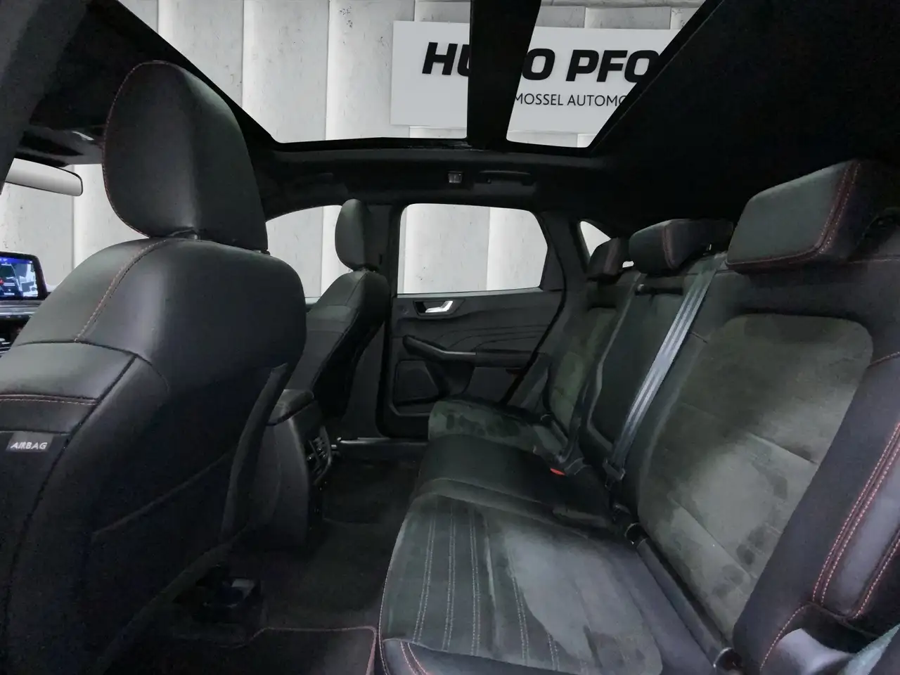 Ford Kuga ST-Line X*PANO*AHK*KAM*ACC*NAVI*SOUND-SYS. — Vehicle gallery 11