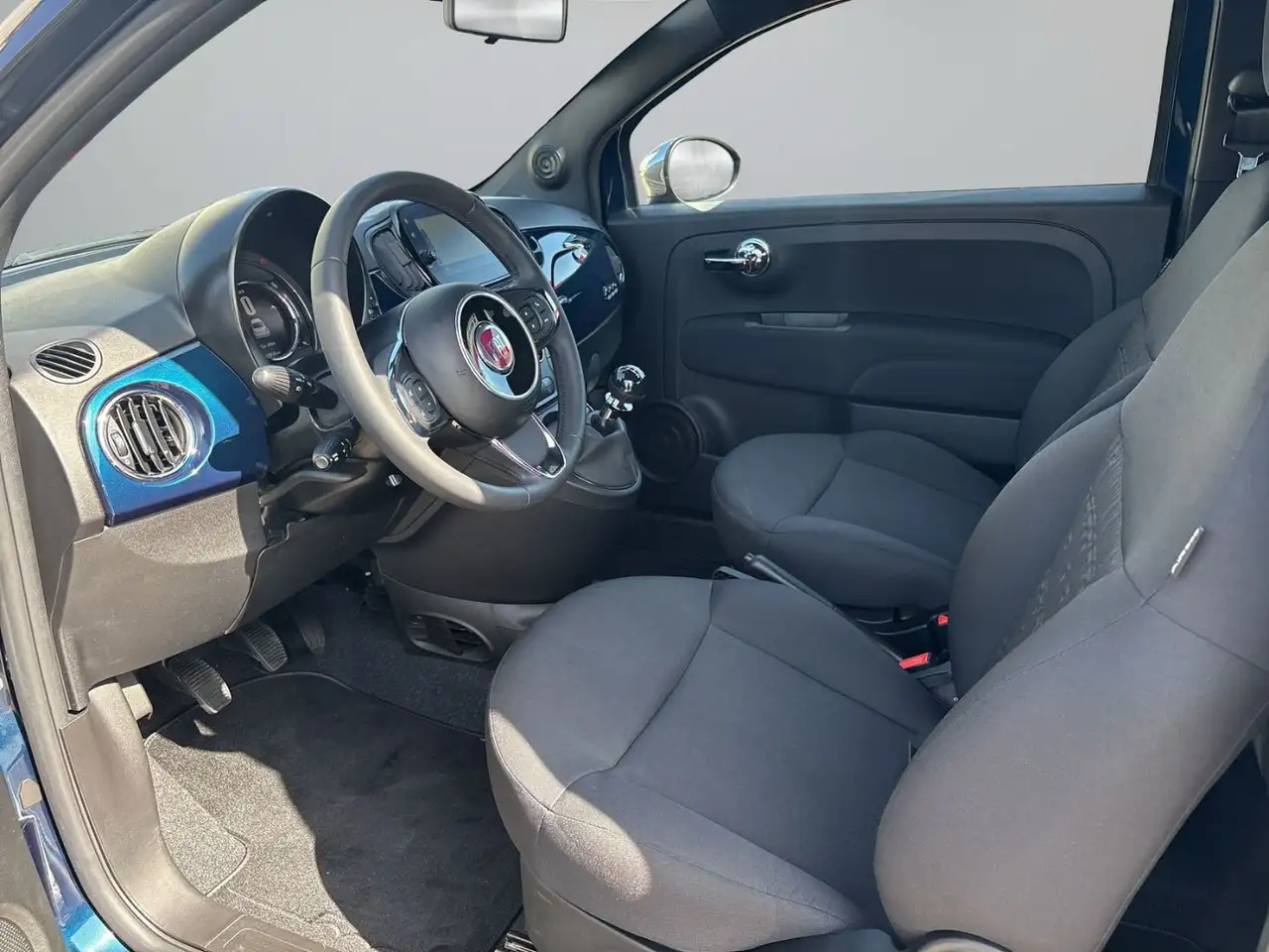 Fiat 500 1.0 Mild Hybrid Hatchback Navi+KlimaA+LM+PDC — Vehicle gallery 9