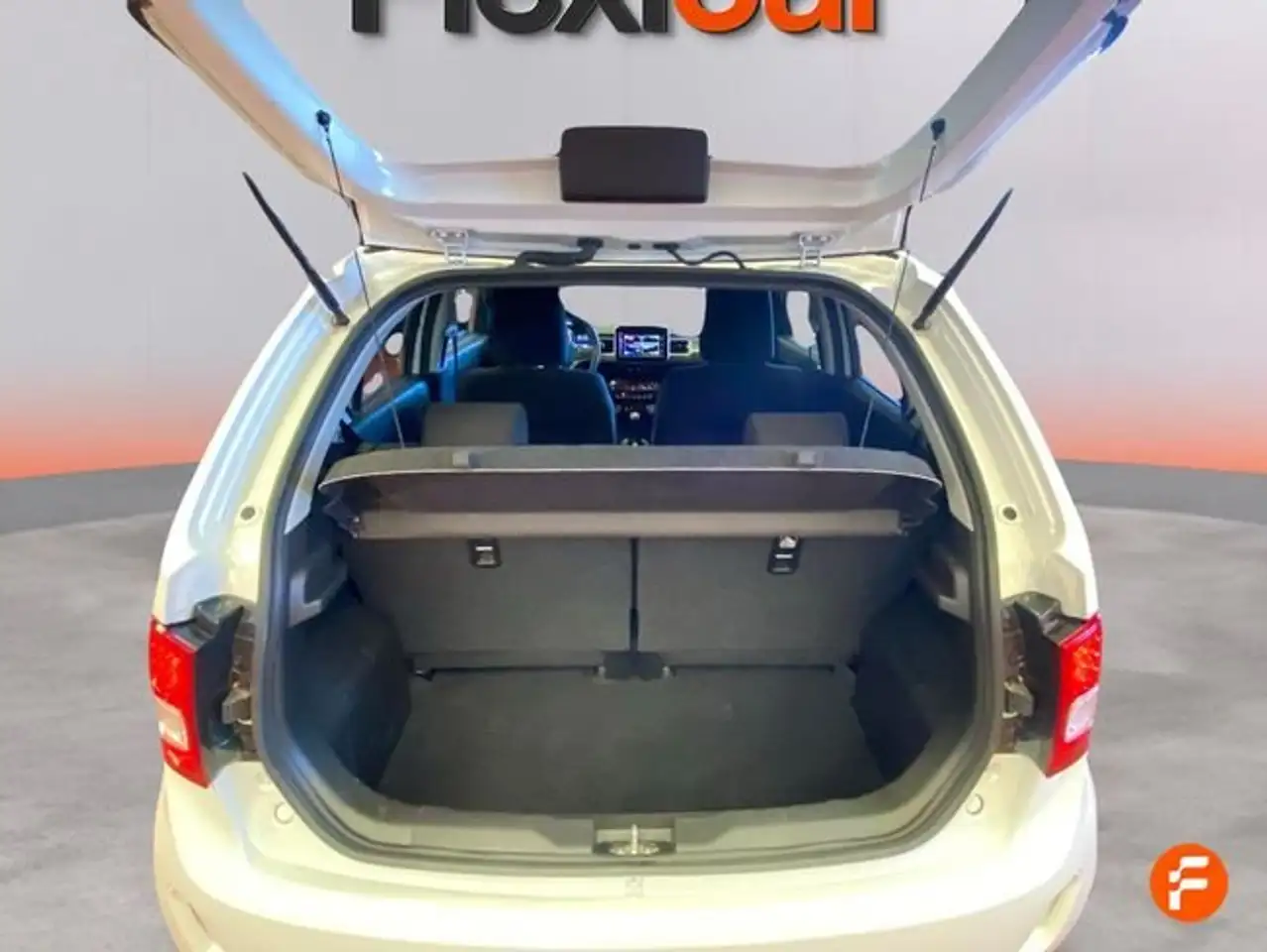 Suzuki Ignis 1.2 GLX Mild Hybrid — Galerie du véhicule 10