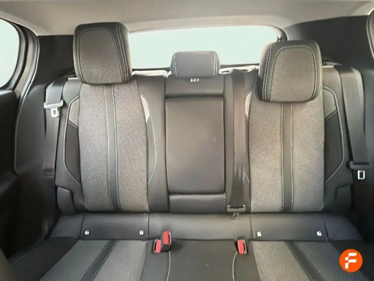 Peugeot 308 1.2 PureTech S&S Allure 130 — معرض صور السيارة 23