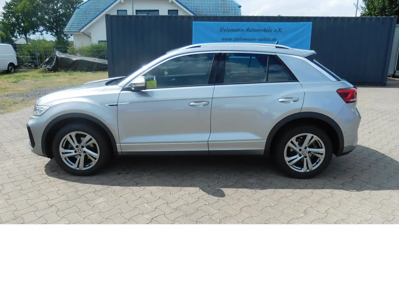Volkswagen T-Roc 1.0 R-Line TSI BMT Navi Klima — Vordorf