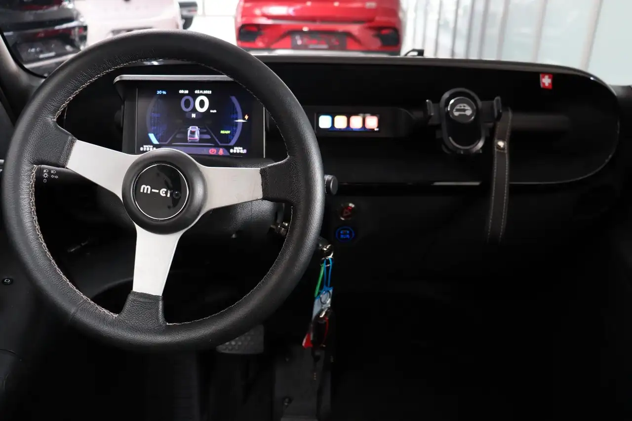 Sonstige Sonstige Dolce *Faltdach *90km/h 10,5 kWh *177km Reichw — Vehicle gallery 9
