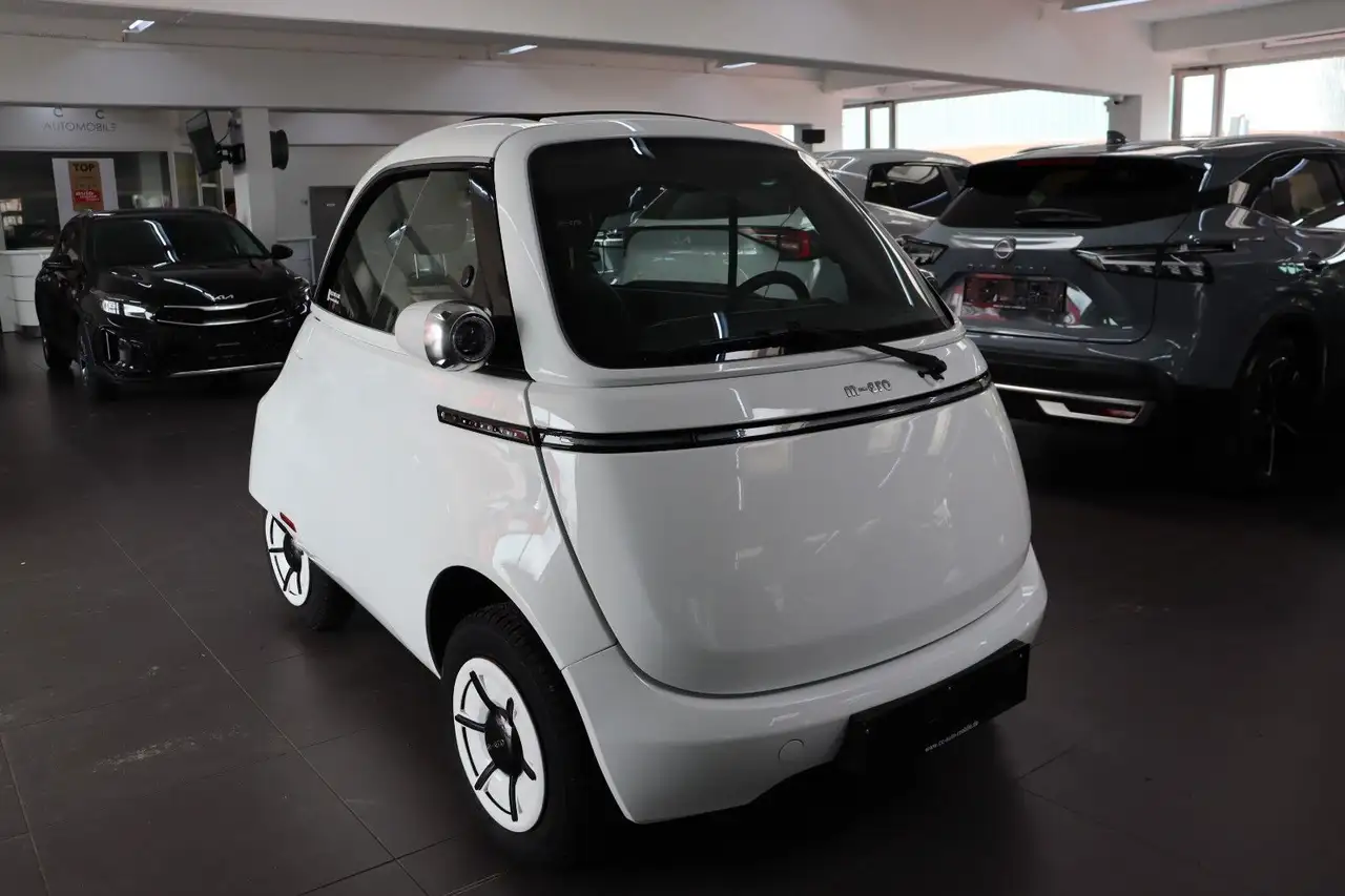 Sonstige Sonstige Dolce *Faltdach *90km/h 10,5 kWh *177km Reichw — Vehicle gallery 3