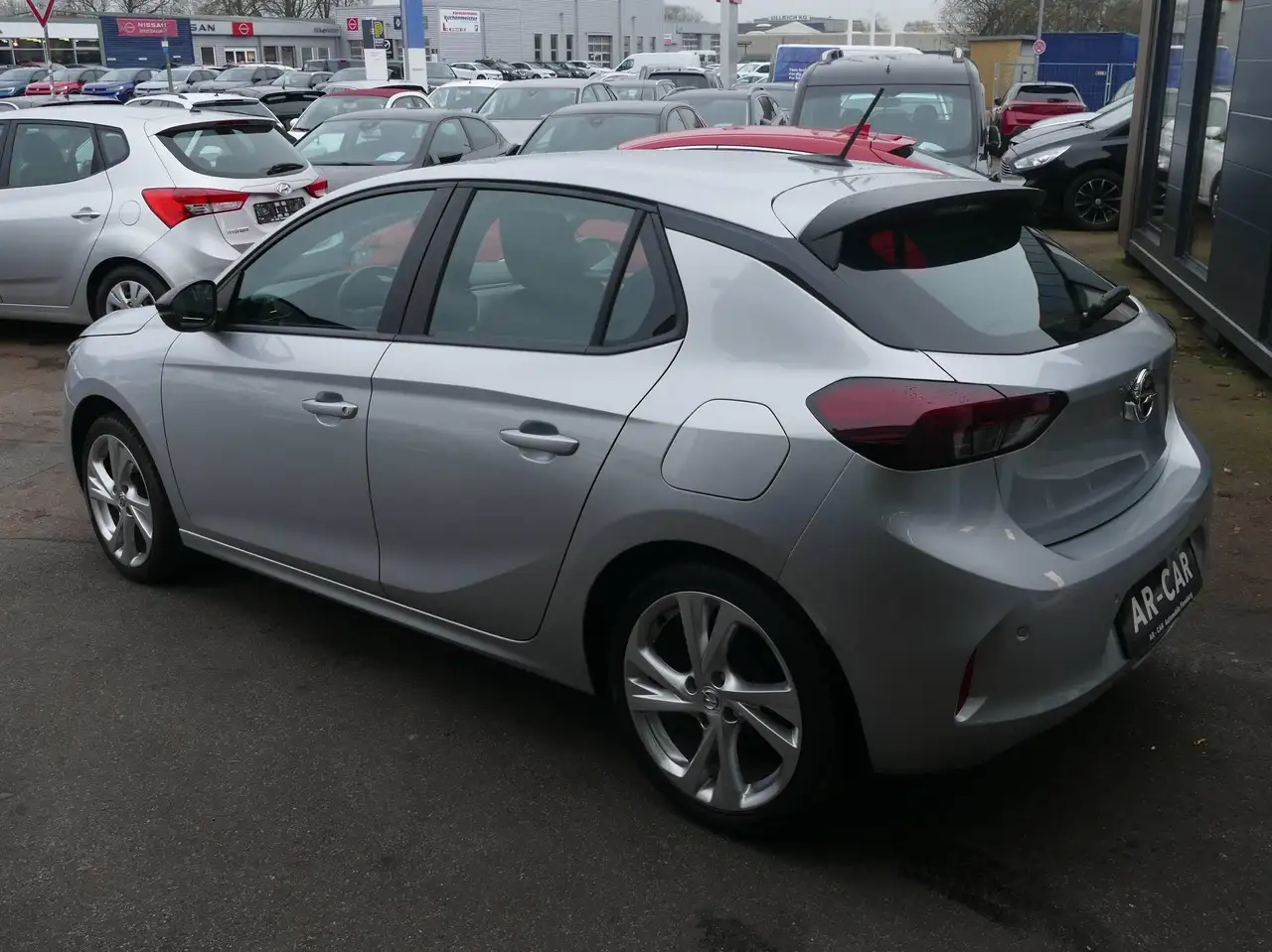 Opel Corsa 1.2 F Facelift Klima Lenkradheizung Einparkhilfe — معرض صور السيارة 5