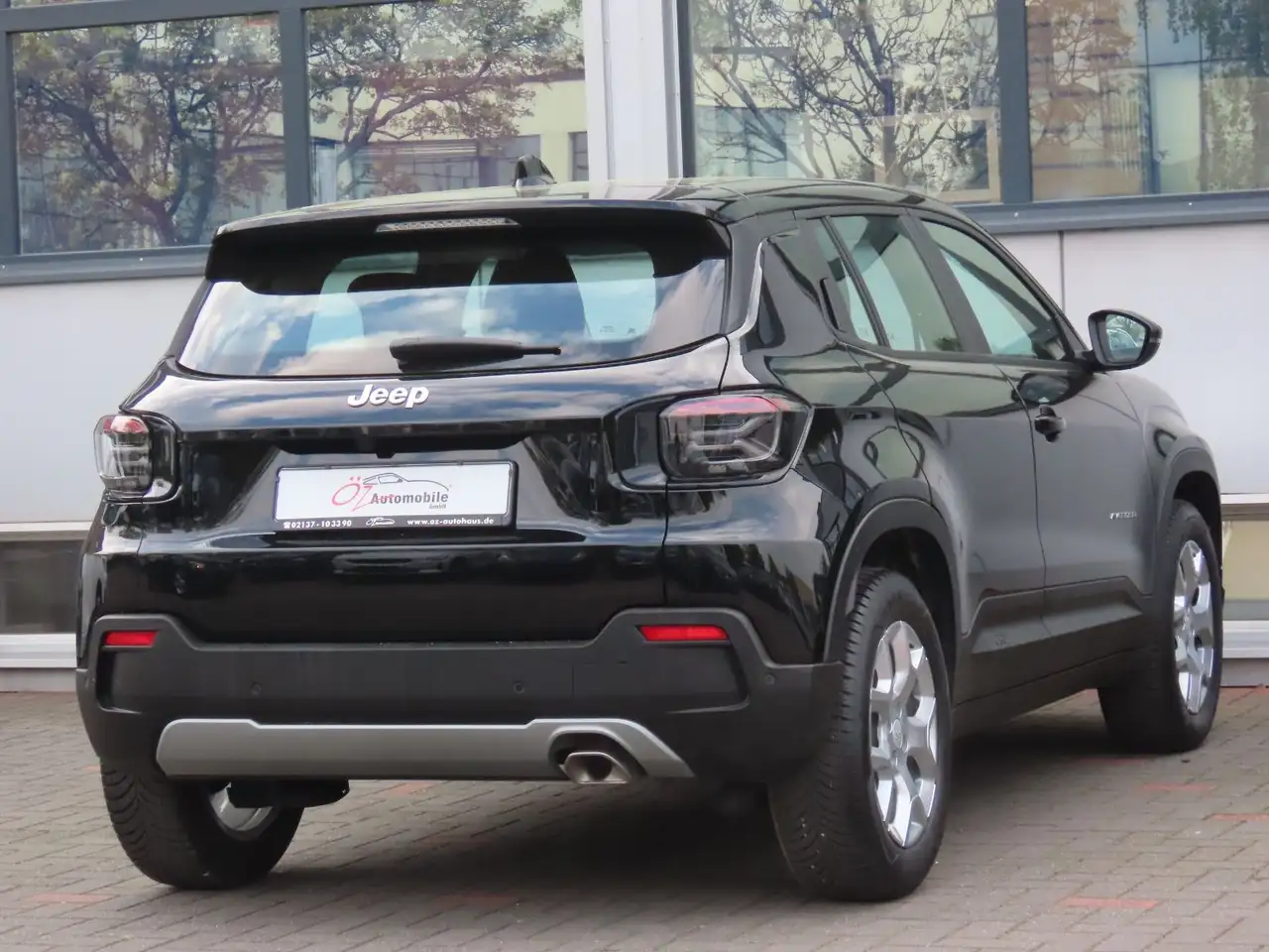 Jeep Avenger 1.2 GSE T3 GDI Klimaauto. CarPlay PDC — معرض صور السيارة 7