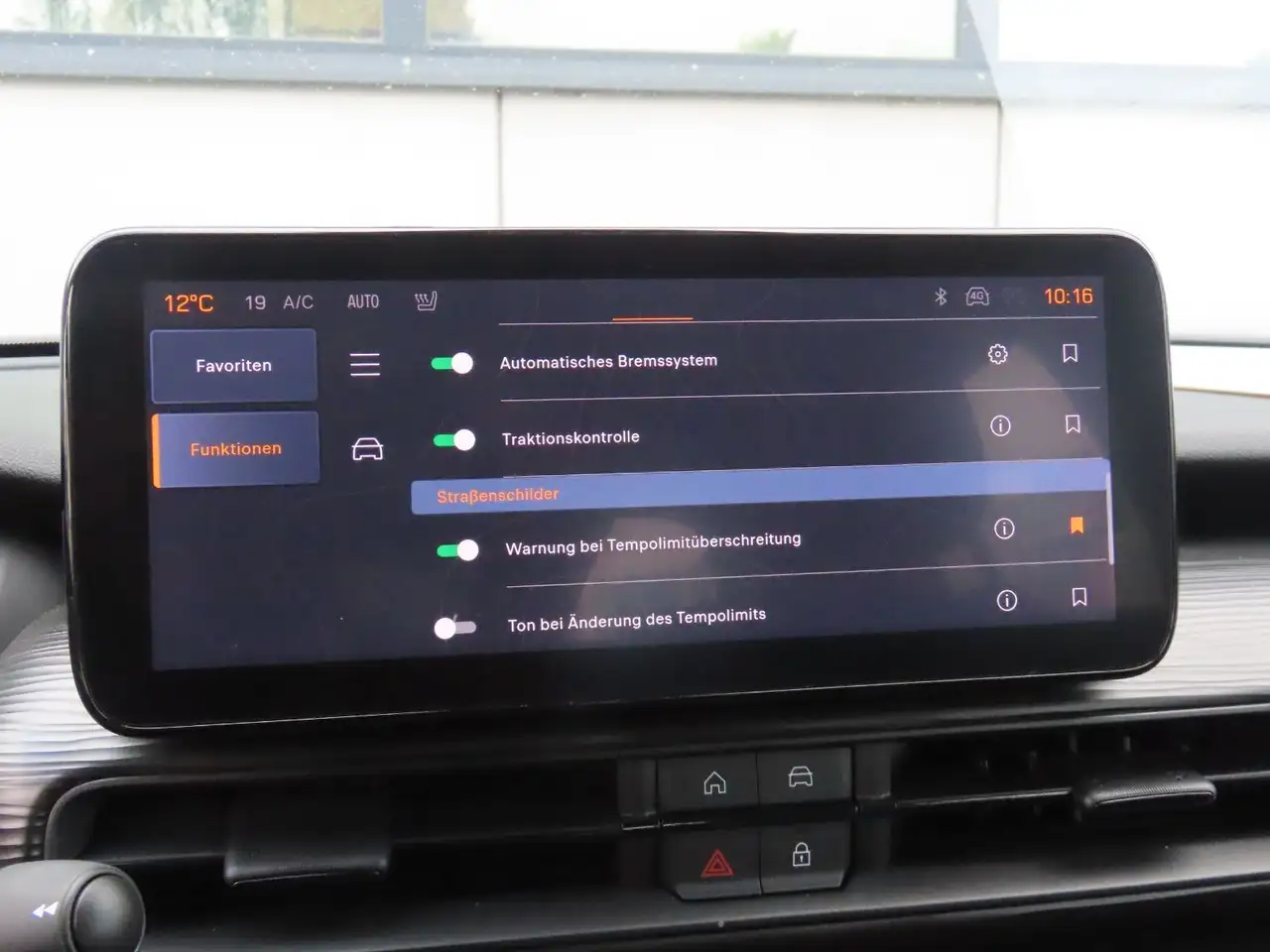 Jeep Avenger 1.2 GSE T3 GDI Klimaauto. CarPlay PDC — معرض صور السيارة 33