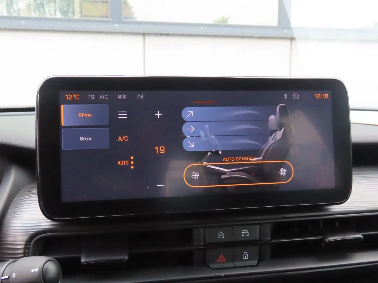 Jeep Avenger 1.2 GSE T3 GDI Klimaauto. CarPlay PDC — معرض صور السيارة 31