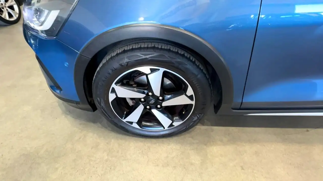 Ford Focus Active 1.0T EcoBoost mHEV 92kW 125CV — Galería del vehículo 19