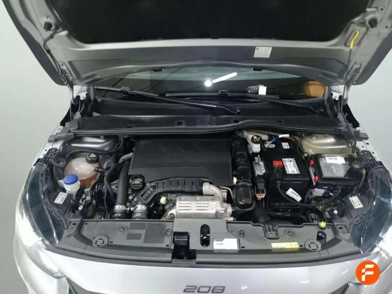 Peugeot 208 Style Gasolina 100 S&S 6 Vel MAN — Vehicle gallery 29