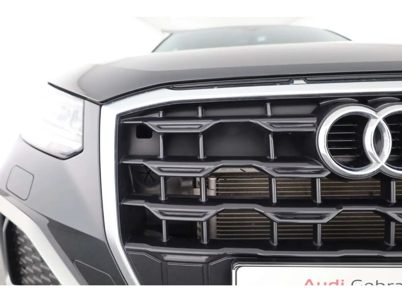 Audi Q2 35 TFSI advanced S-tronic AHK/Kessy/RFK/ACC — Galería del vehículo 21