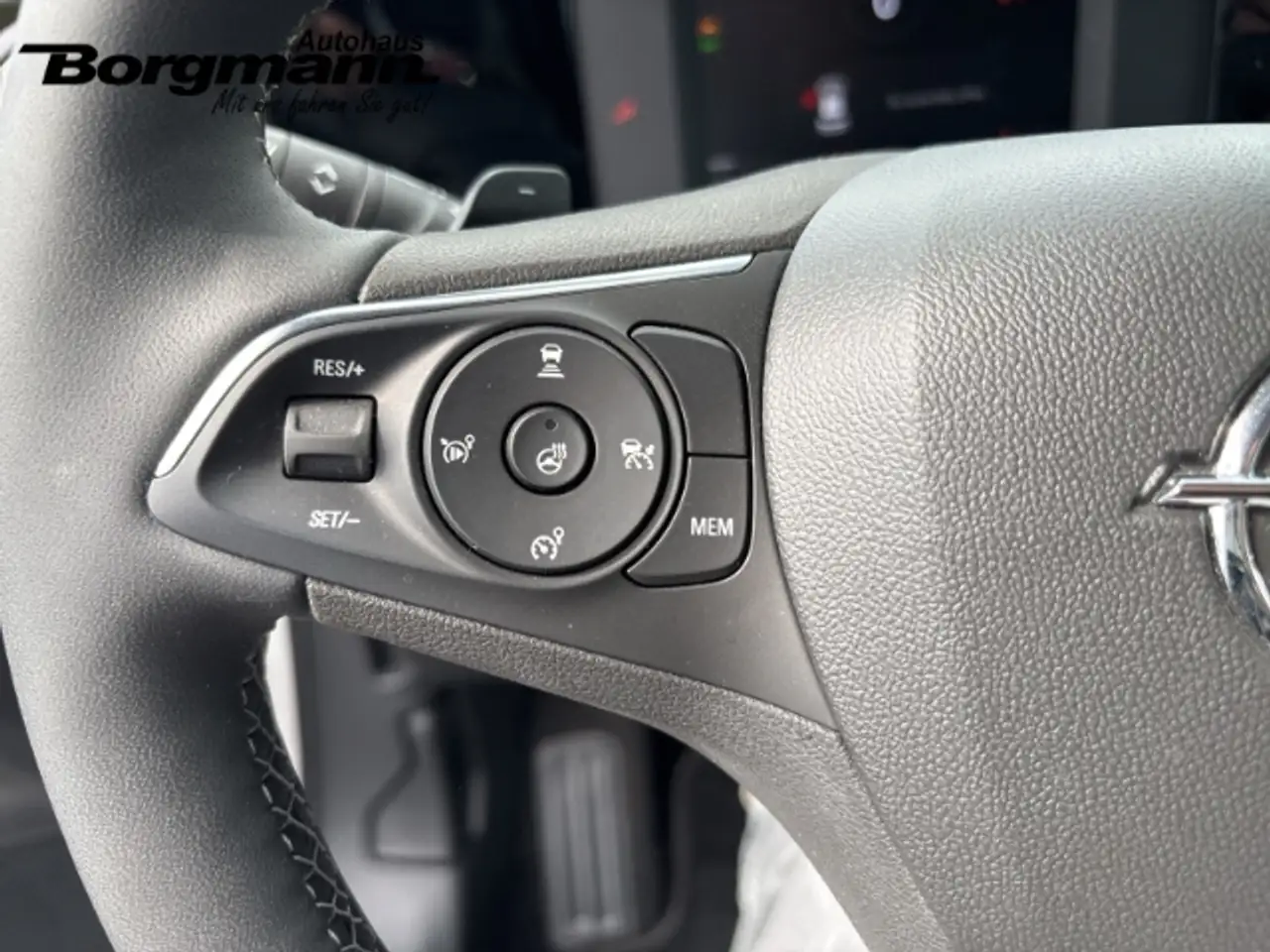 Opel Mokka Elegance 1.2 Tempomat - Sitzheizung - Keyless Entr — Galería del vehículo 17
