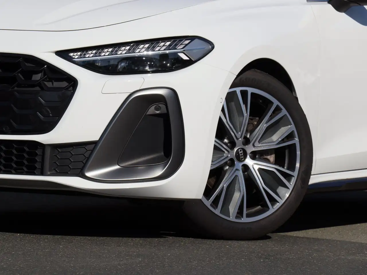 Audi A5 TFSI 2x S-Line Experience plus — Vehicle gallery 5