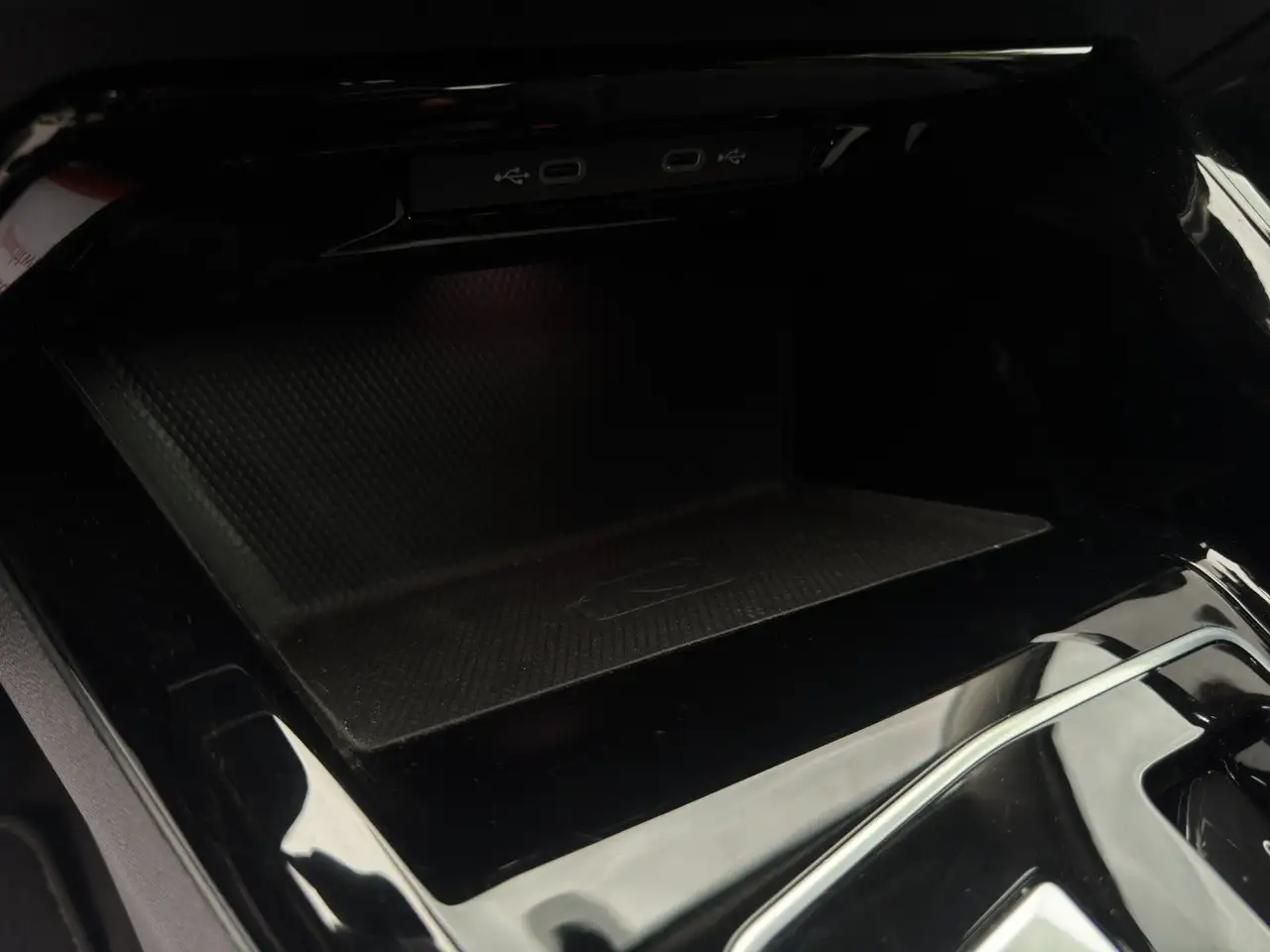 Volkswagen Golf VIII Lim. *Carplay*iQDrive*ACC — معرض صور السيارة 25
