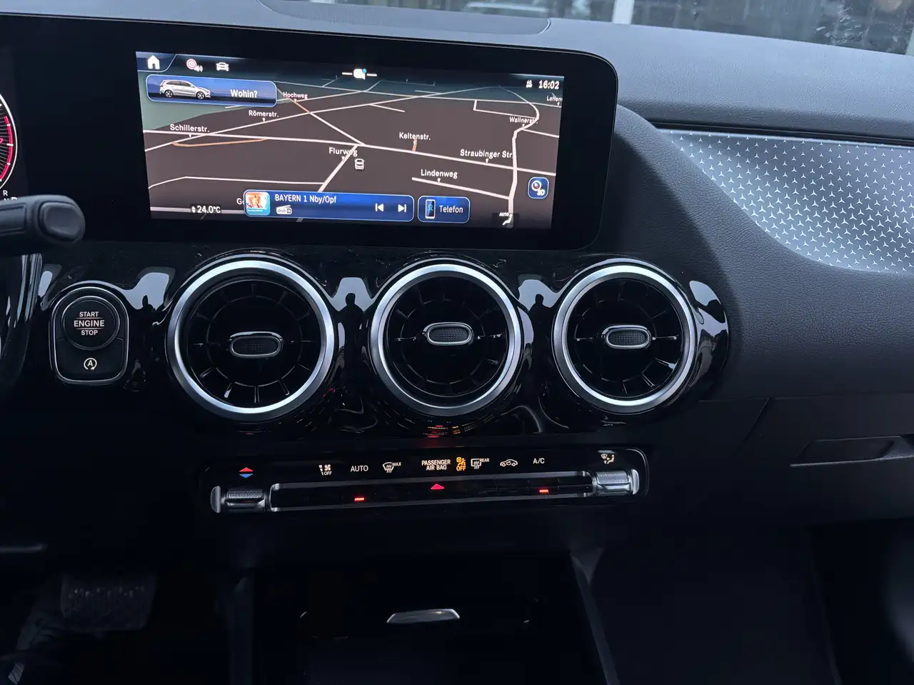 Mercedes-Benz B 180 7G-DCT Progressive Line Advanced Winter-Paket — معرض صور السيارة 18