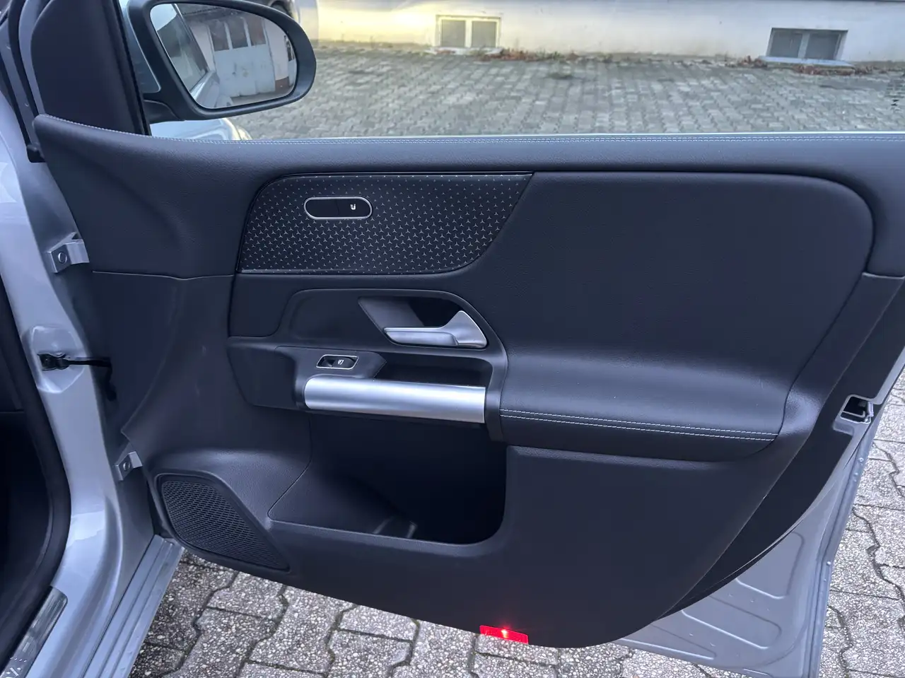Mercedes-Benz B 180 7G-DCT Progressive Line Advanced Winter-Paket — معرض صور السيارة 10