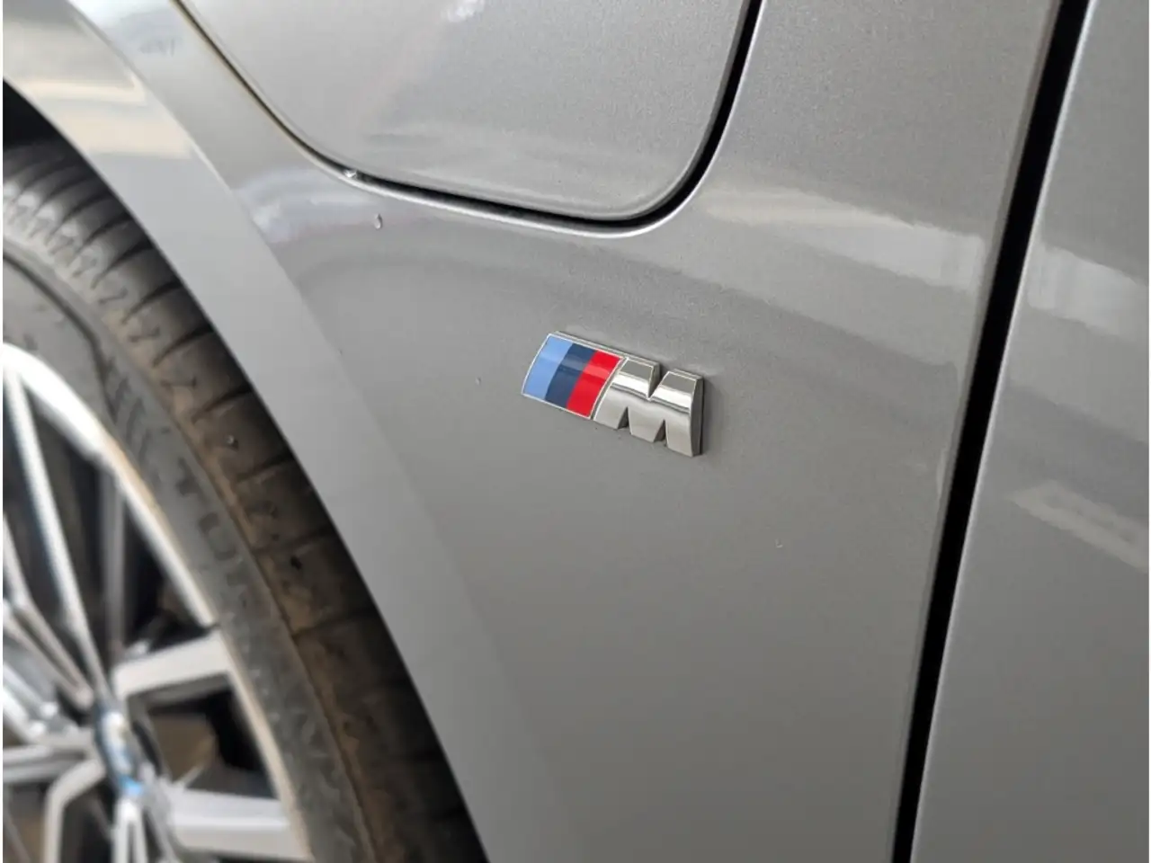 BMW 230 e Active Tourer xDrive MSPORT ANHÄNG.KUPPL.+RÜCKF — معرض صور السيارة 27