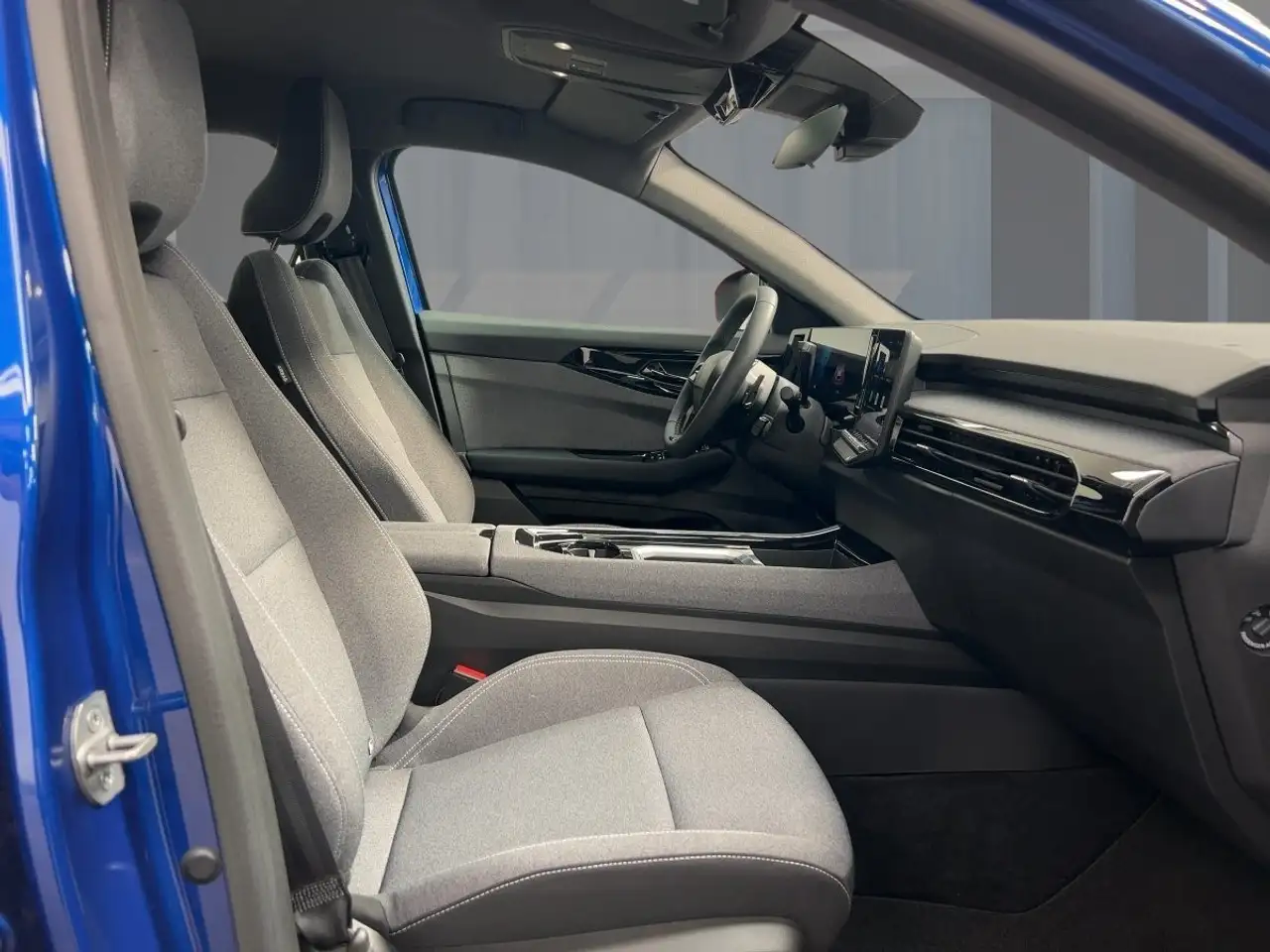 Renault Austral EVOLUTION MILD HYBRID 160 AUTOMATIK Sitzheizung — Vehicle gallery 8