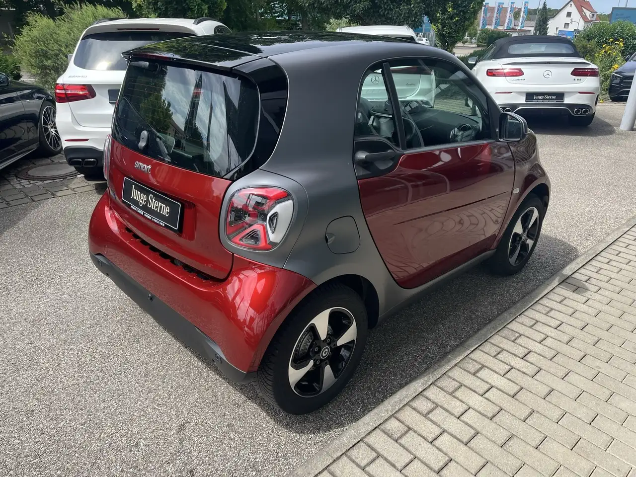 smart forTwo smart EQ fortwo Exclusive *PANO*LED*AMBI*DAB*TEMPO — Galerie du véhicule 9