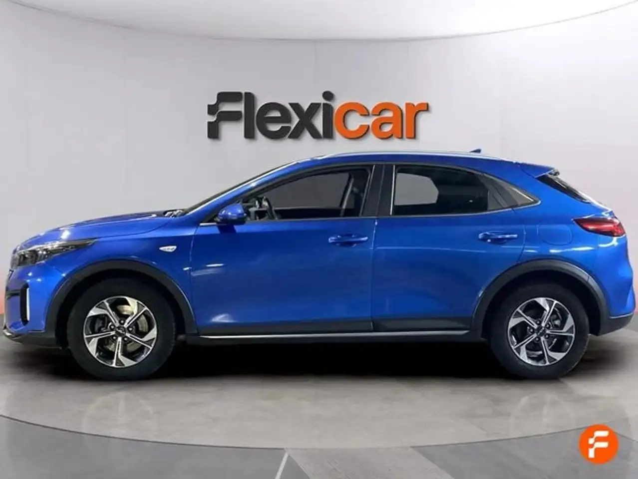 Kia XCeed 1.0 T-GDi Concept — Vehicle gallery 4