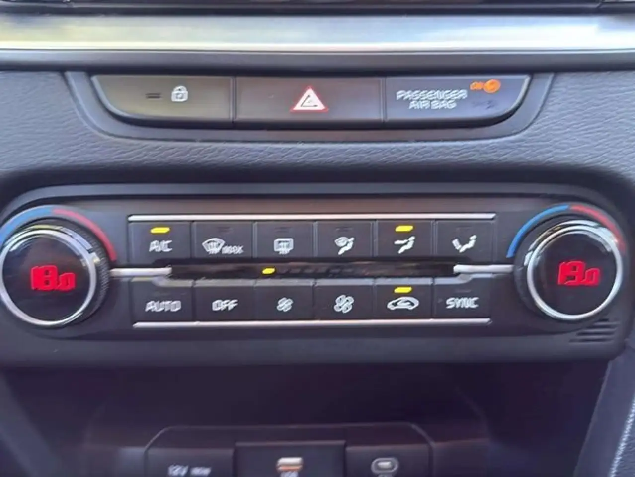 Kia XCeed 1.0 T-GDi Drive — معرض صور السيارة 28