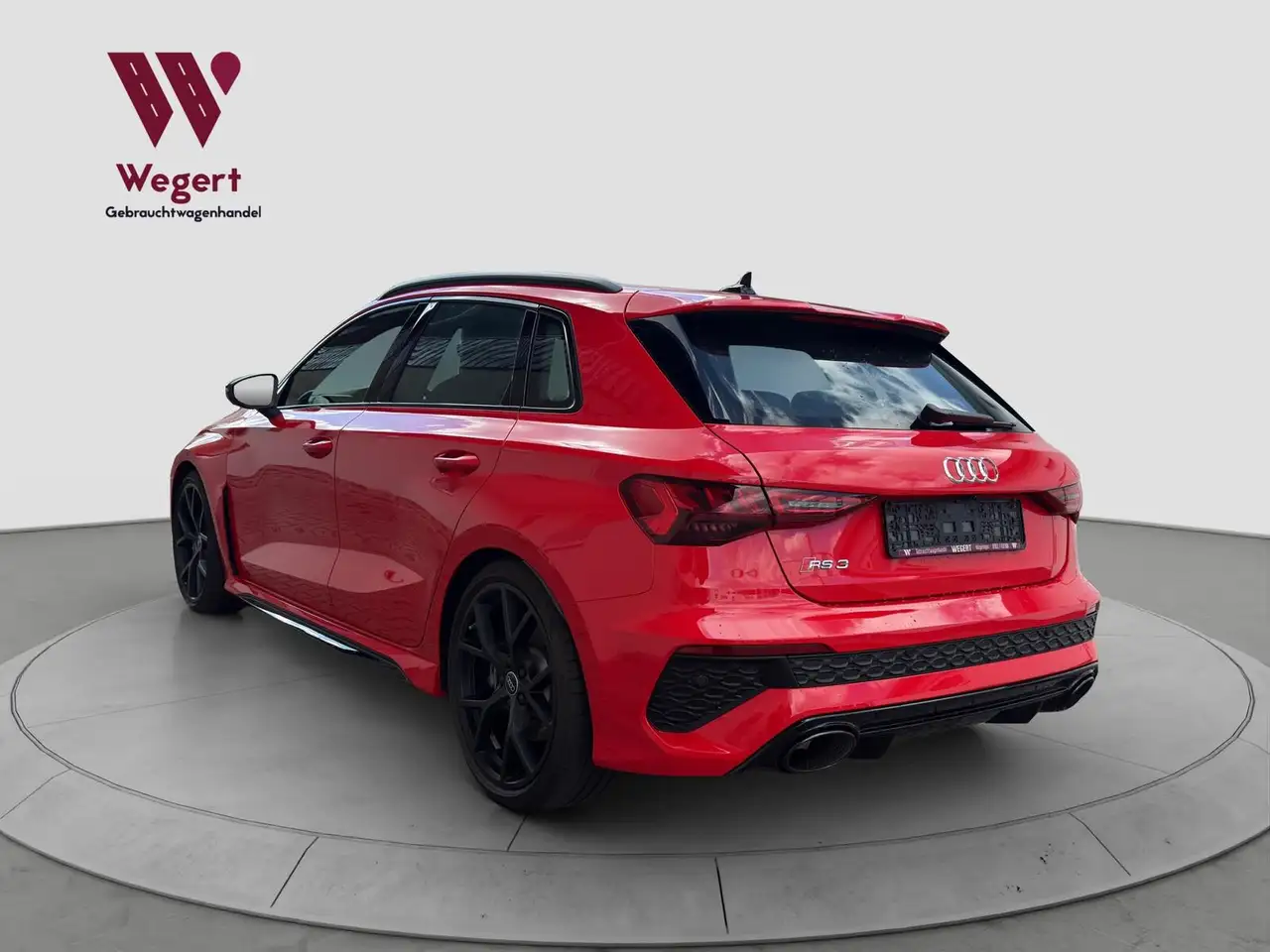 Audi RS3 2.5 TFSI quattro*CARPLAY*HUD*290KM/H*KERAMIK — Galería del vehículo 13