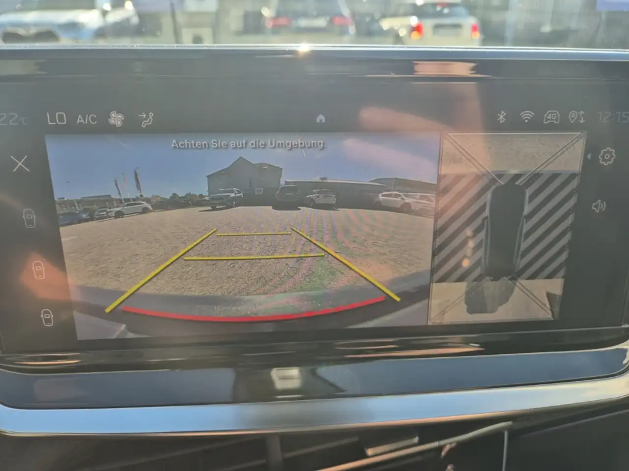 Peugeot 208 Hybrid 136 GT 360 Kamera LED ACC Apple CarPlay And — Vehicle gallery 27
