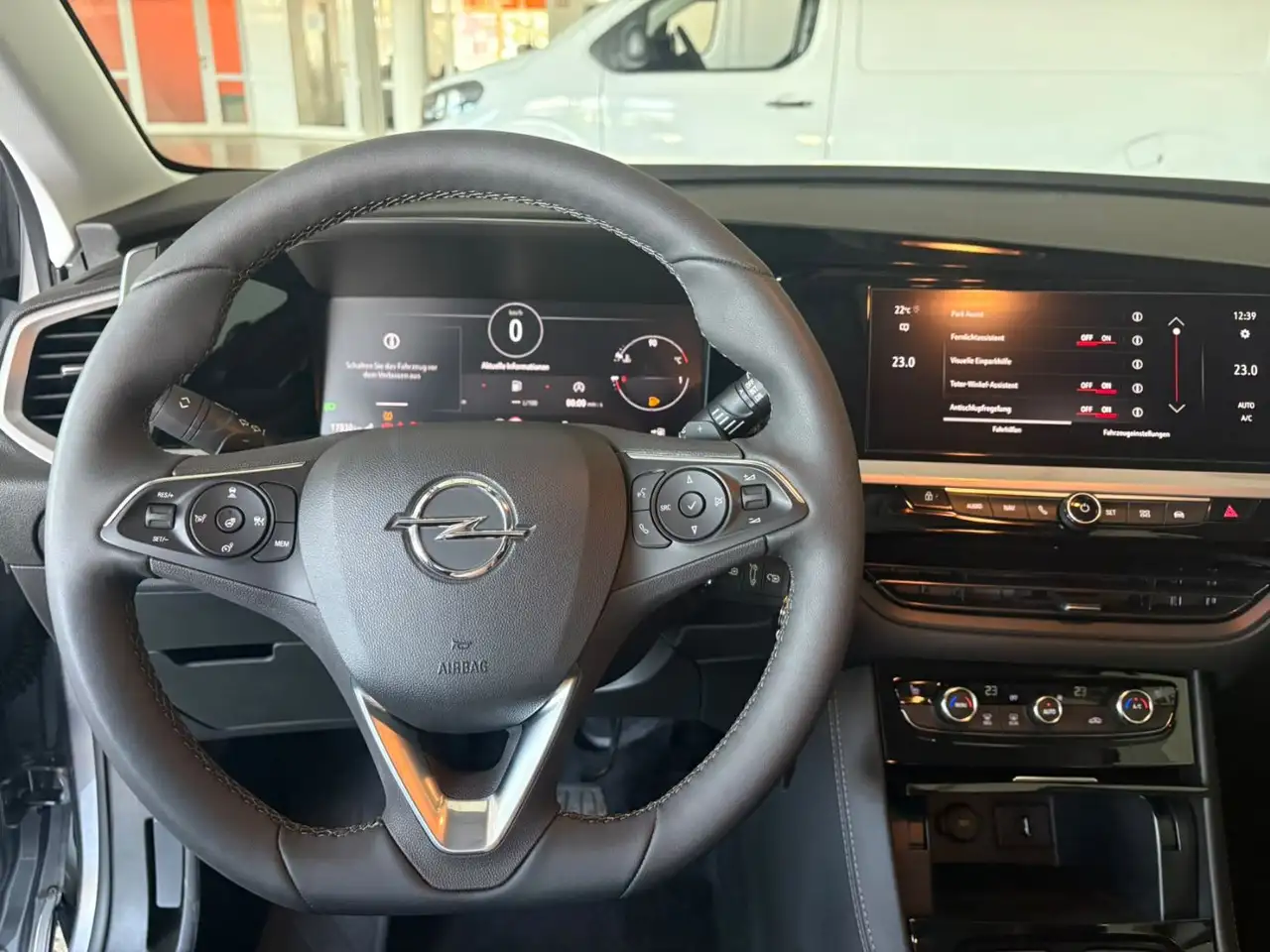Opel Grandland 1.2 Turbo GS Line AHK+LED+SHZ+2xKlima — Galerie du véhicule 12