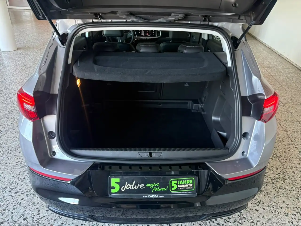 Opel Grandland 1.2 Turbo GS Line AHK+LED+SHZ+2xKlima — Galerie du véhicule 24