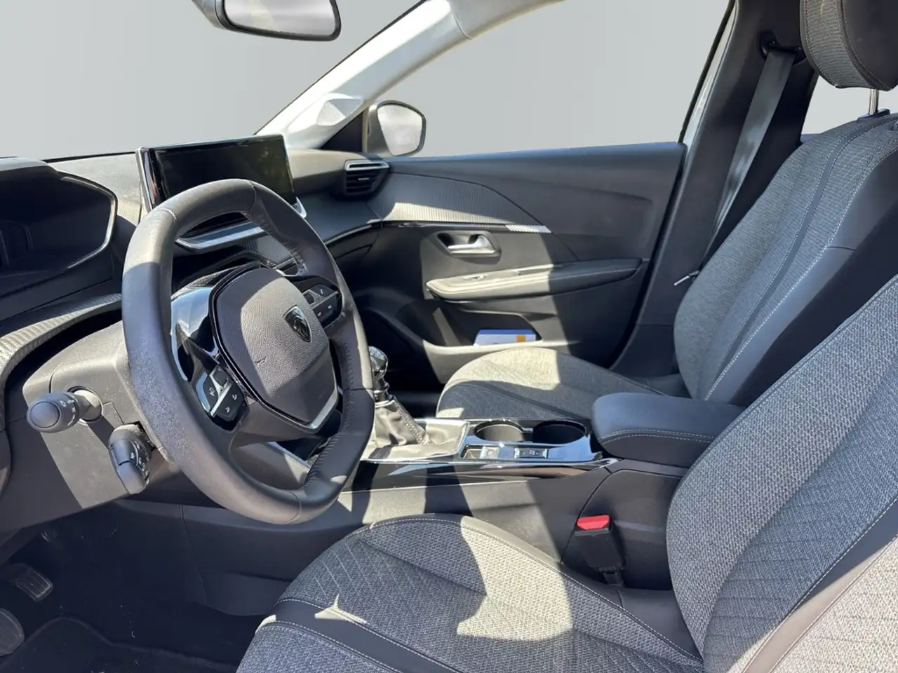 Peugeot 208 Allure LED Klimaautom Fahrerprofil DAB SHZ Spurhal — Galerie du véhicule 9
