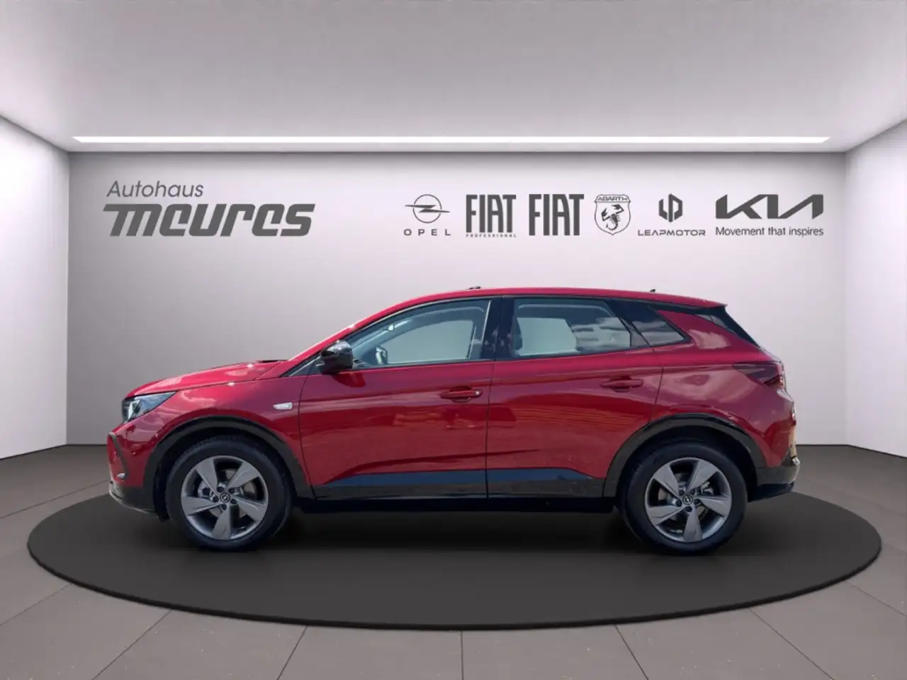 Opel Grandland GS-Line DCT Mild-Hybrid Allwetterreifen Apple CarP — Vehicle gallery 2