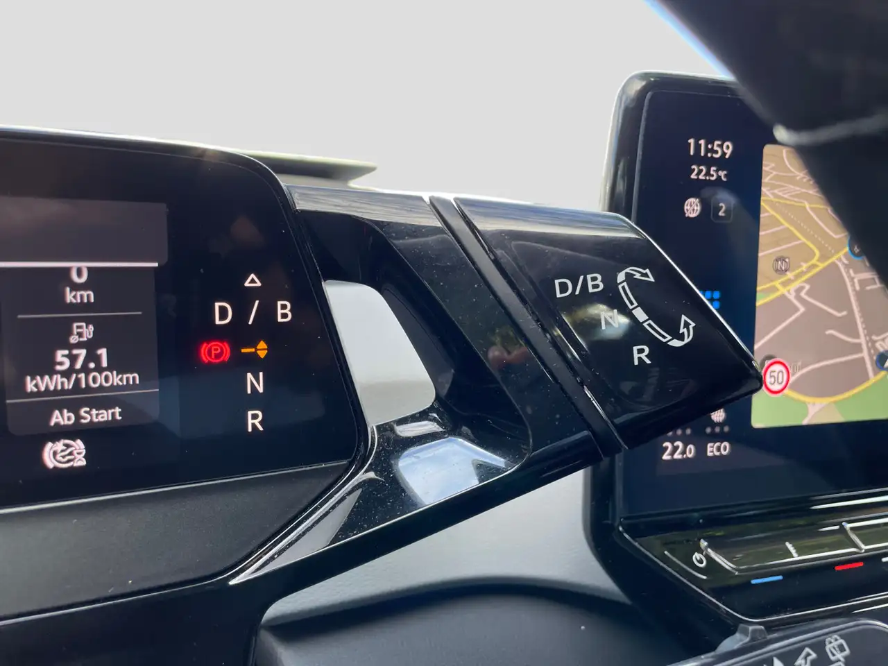 Volkswagen ID.3 Pro Move AHK AR-HuD Matrix 360° ACC SHZ Nav — Vehicle gallery 6