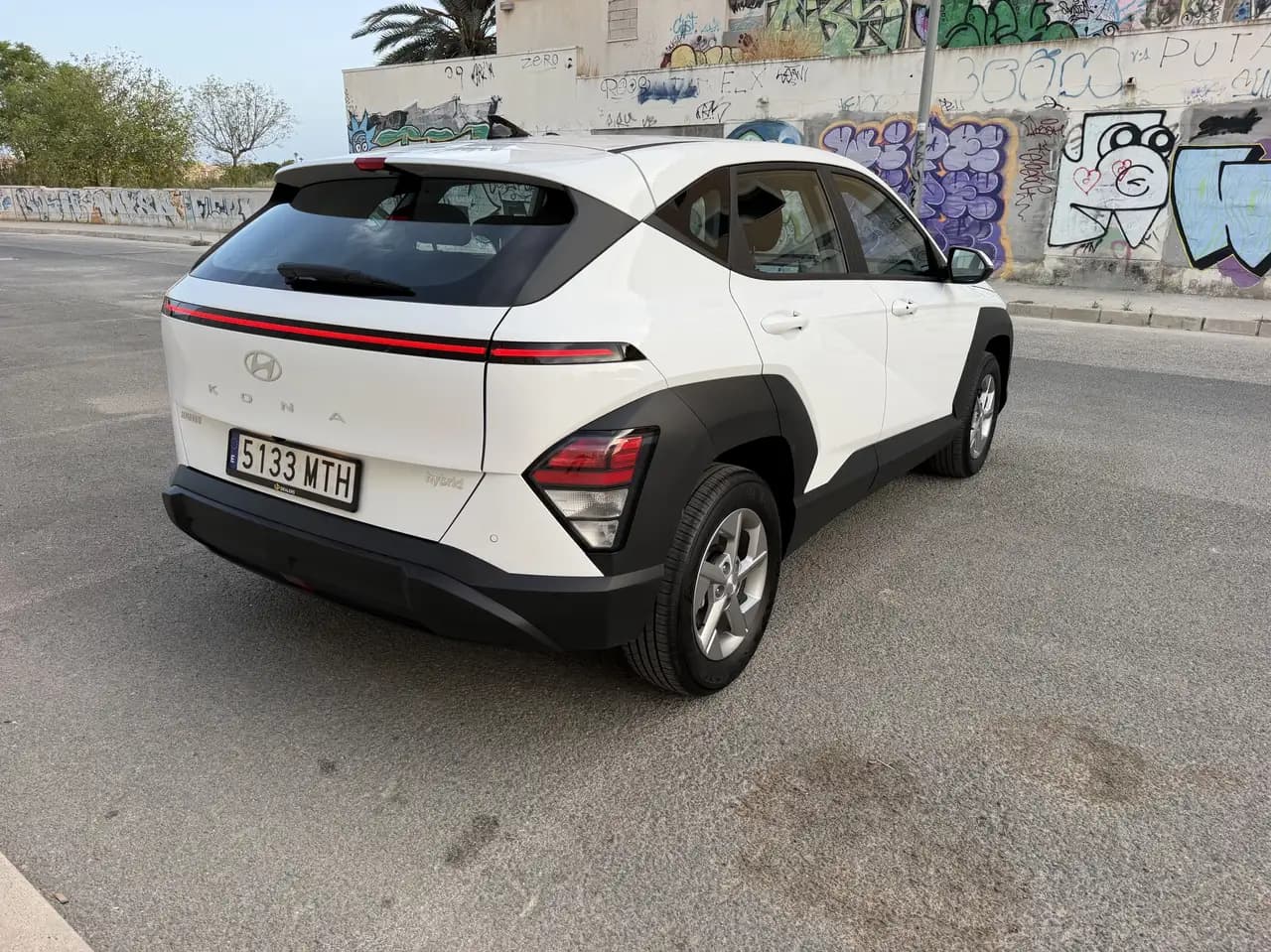 Hyundai KONA 1.6 GDI DCT Hybrid Trend — Galerie du véhicule 4