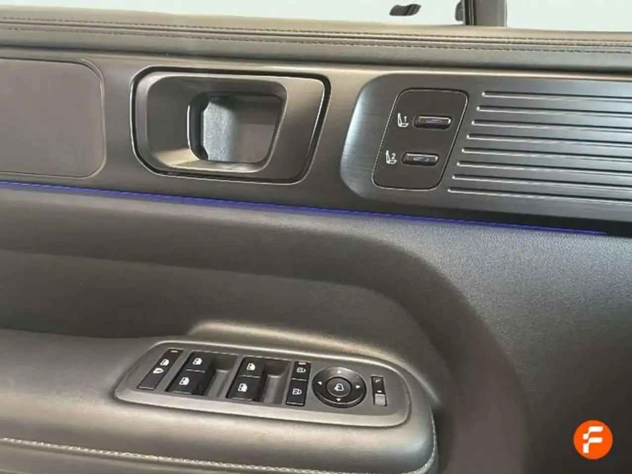 Hyundai SANTA FE HEV 1.6T 215CV 4X4 AT Calligraphy — Vehicle gallery 19