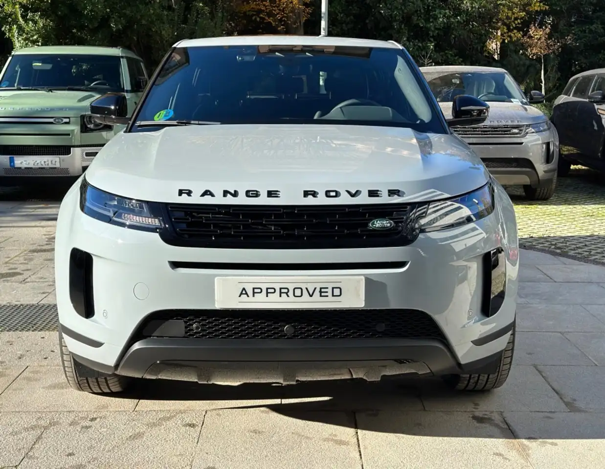 Land Rover Range Rover Evoque 2.0D I4 MHEV S AWD Aut. 163 — Galería del vehículo 2