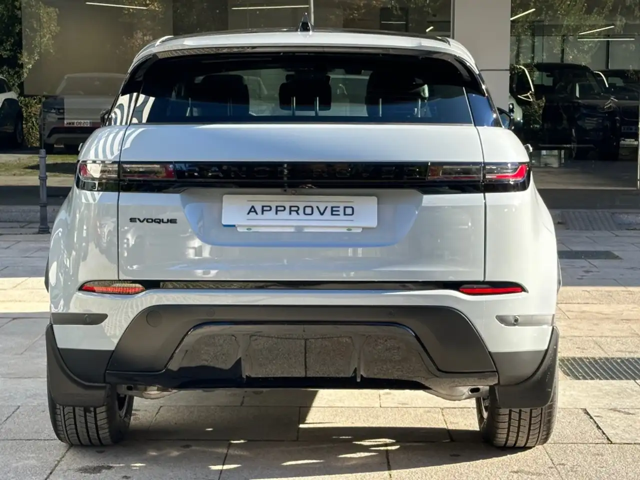 Land Rover Range Rover Evoque 2.0D I4 MHEV S AWD Aut. 163 — Galería del vehículo 8