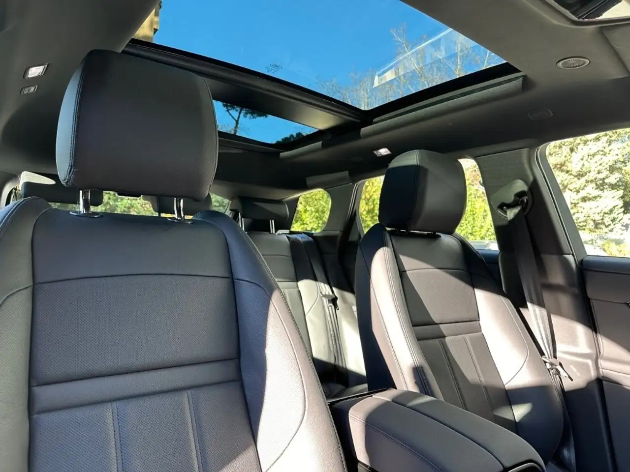Land Rover Range Rover Evoque 2.0D I4 MHEV S AWD Aut. 163 — Galería del vehículo 21