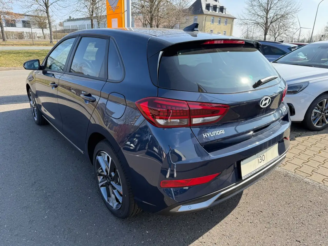 Hyundai i30 Advantage LED/NAVI/KAMERA — معرض صور السيارة 6