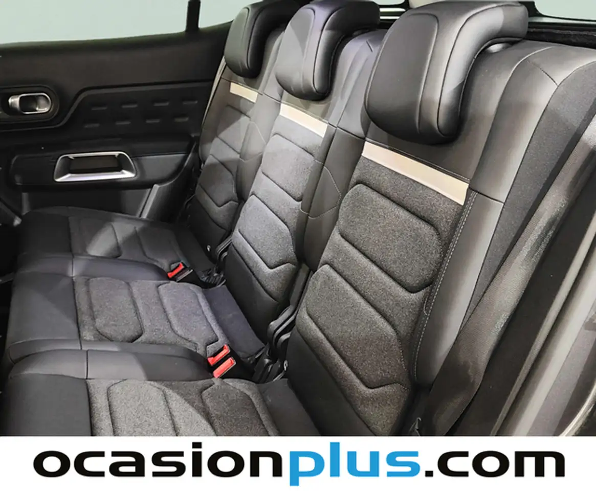 Citroen C5 Aircross PureTech S&S Plus 130 — Vehicle gallery 16