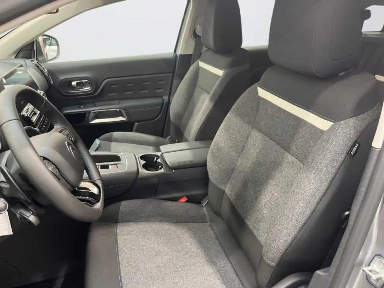 Citroen C5 Aircross BlueHdi 96kW (130CV) S&S EAT8 Plus — Vehicle gallery 9