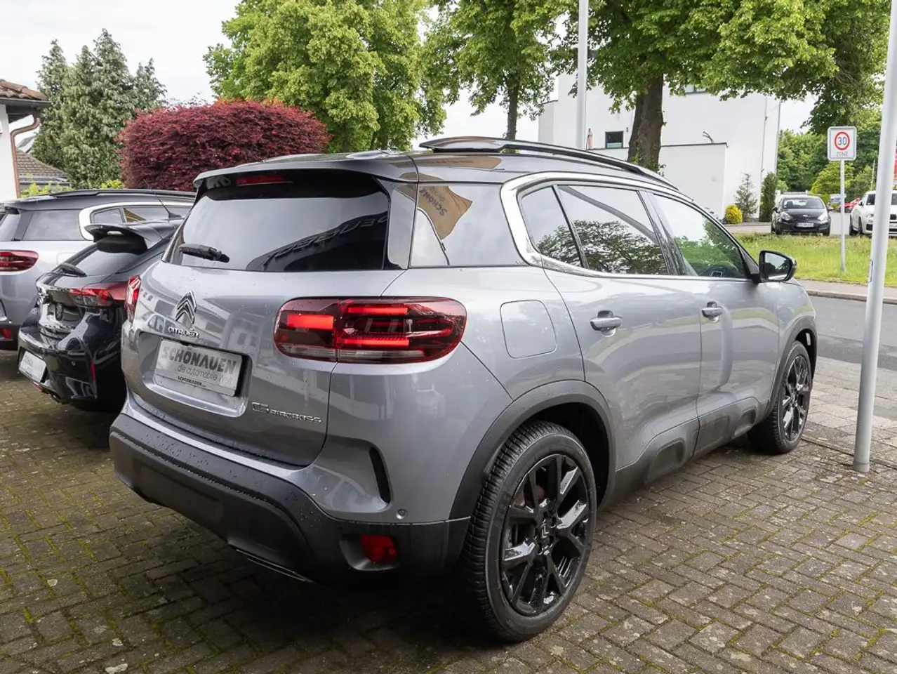 Citroen C5 Aircross 1.2 PureTech MAX +SHZ+RFK360+elHKKL+ — Vehicle gallery 3