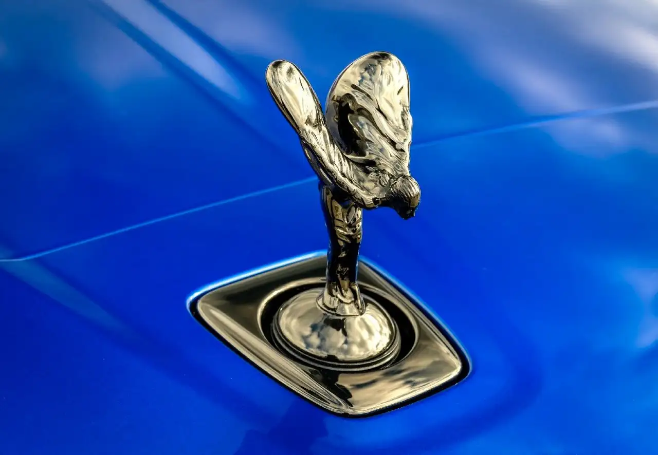 Rolls-Royce Cullinan Black Badge Series II 23" Lounge Seats — Galería del vehículo 37