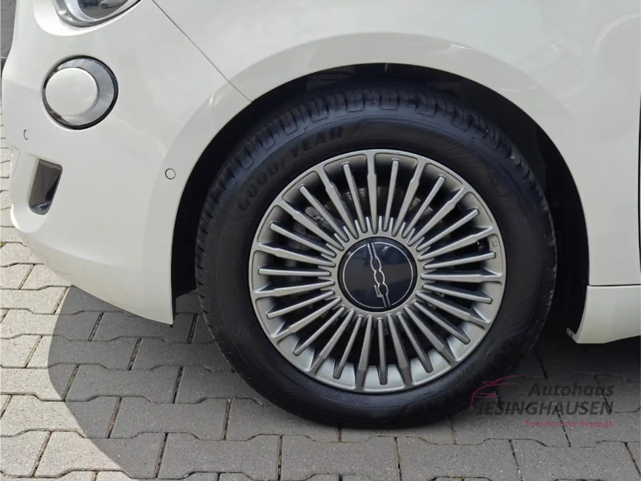 Fiat 500e WinterP.+RFK+Apple CarPlay+DAB+Android Auto+Klimaa — Galería del vehículo 15